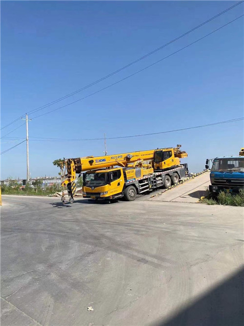 涟源市吊车作业时，可能会产生哪些额外收费项目？