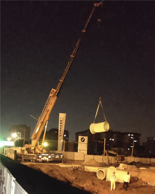 涟源市“弯臂矫正”—— 吊车的 “形变补偿” 技术